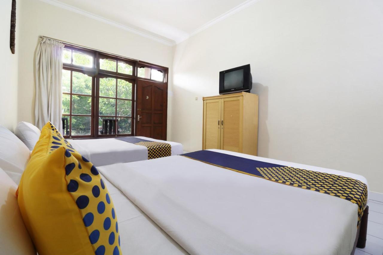Spot On 2426 Hotel Aget Jaya II Denpasar Kültér fotó