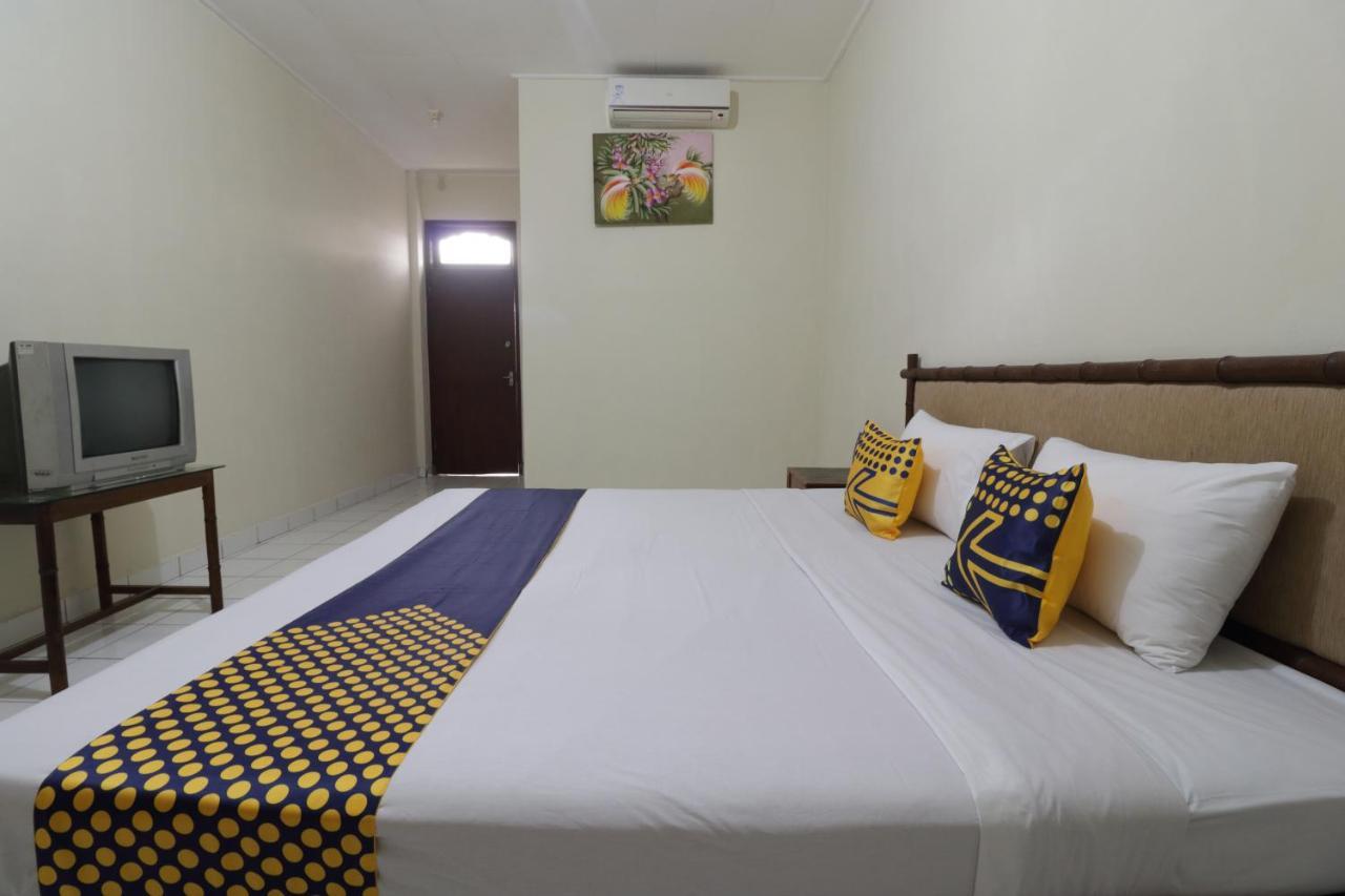 Spot On 2426 Hotel Aget Jaya II Denpasar Kültér fotó