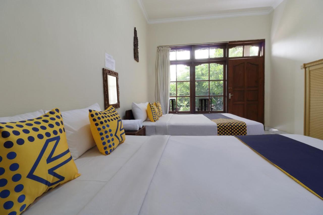 Spot On 2426 Hotel Aget Jaya II Denpasar Kültér fotó